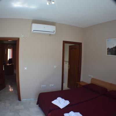 Apartamentos Hotal Alamare En Sevilla