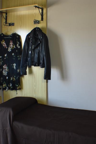 Habitacion Triple Hostal Sevilla1